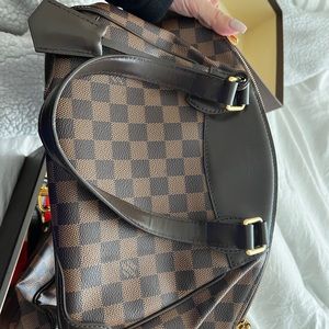 Louis Vuitton purse